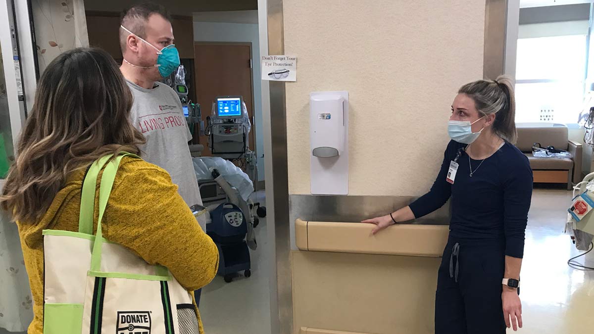 Kodi Elder talking to a nurse who cared for him