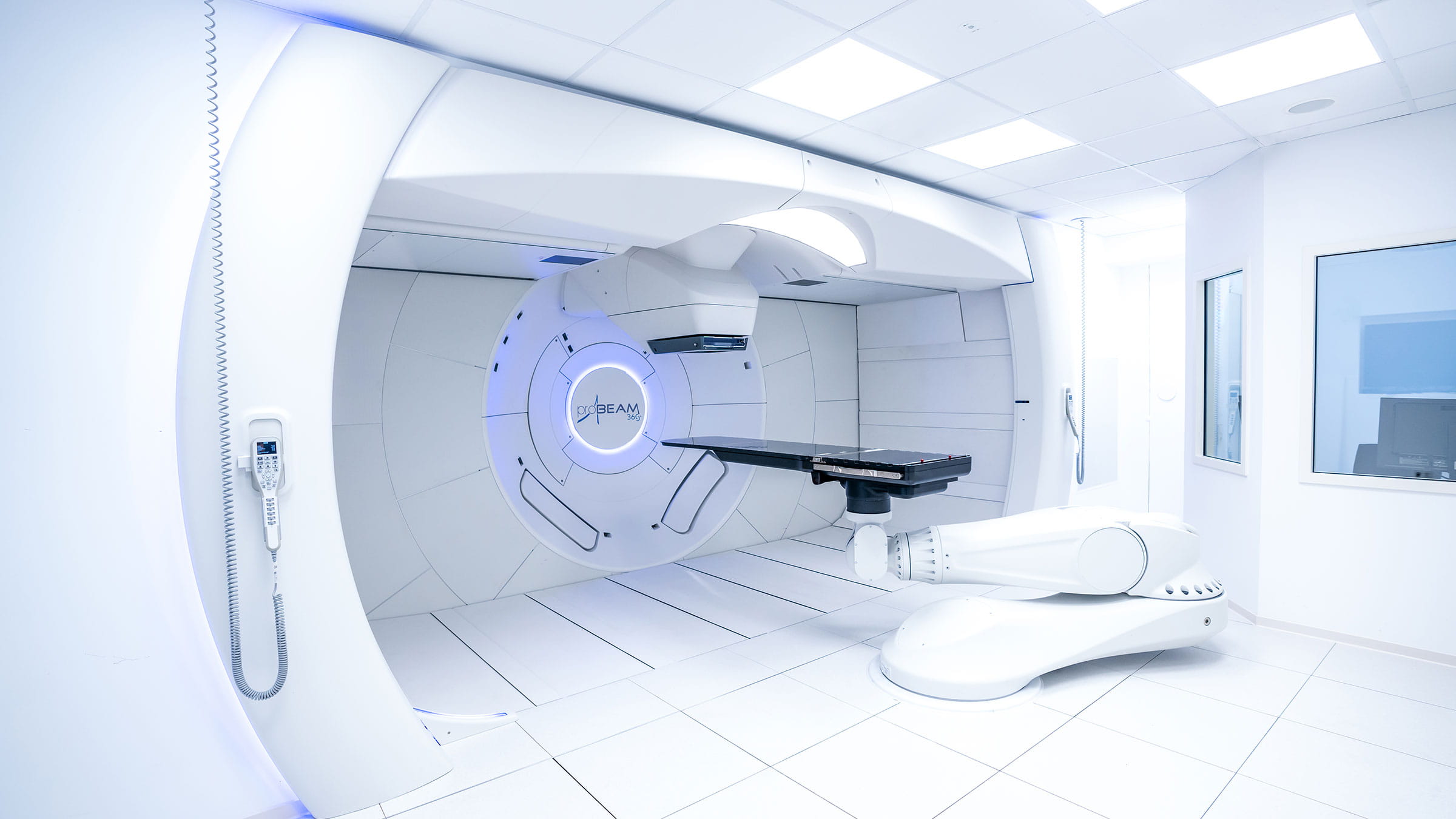 Proton therapy machine ProBeam 360