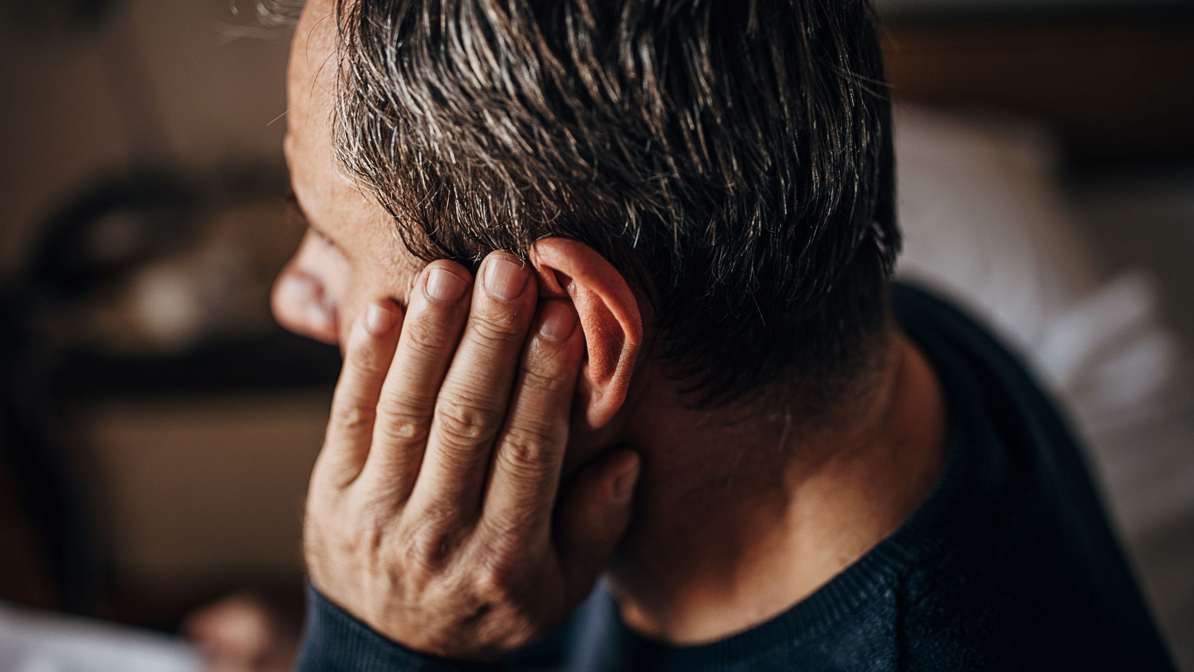 Ringing In The Ears, Tinnitus – Anxiety Symptoms - AnxietyCentre.com