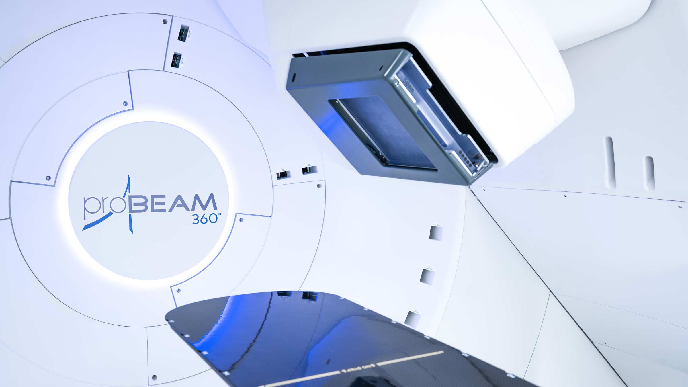 Image of the FLASH Proton Therapy machine