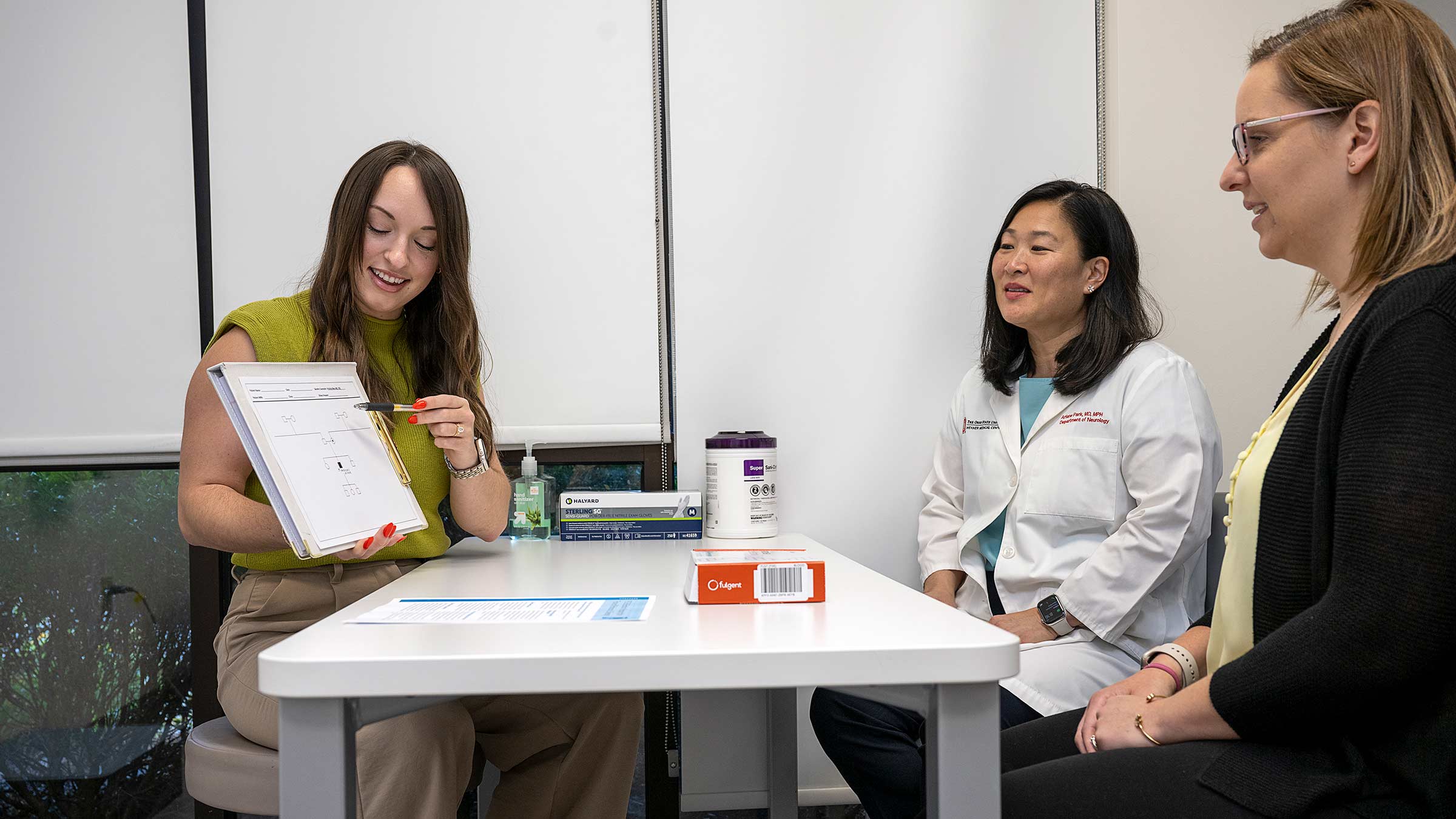 Ariana Park, Victoria Klee and Katherine Ambrogi talking about the study
