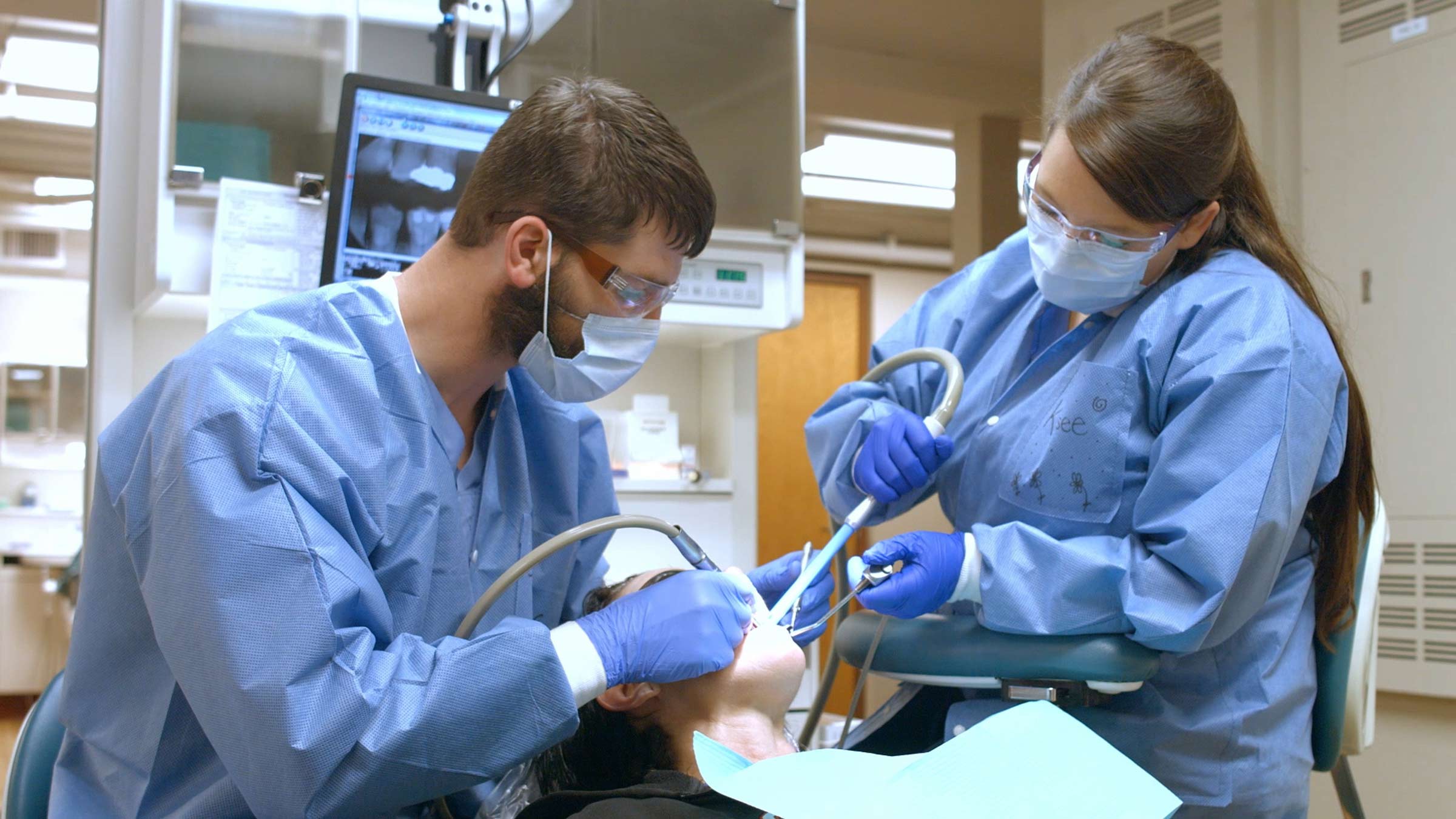 Ohio State College of Dentistry students providing free dental cleanings