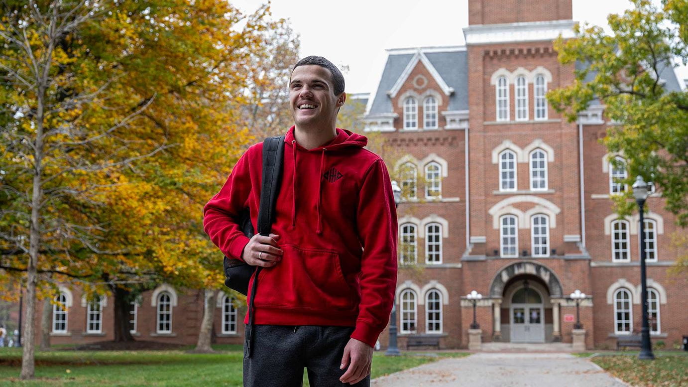 Grayson Niemi walking on Ohio State university’s campus