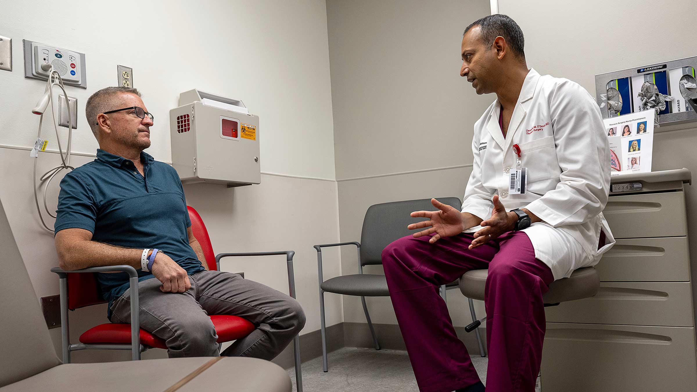 Brian Bognar talking to Dr. Desmond D’Souza