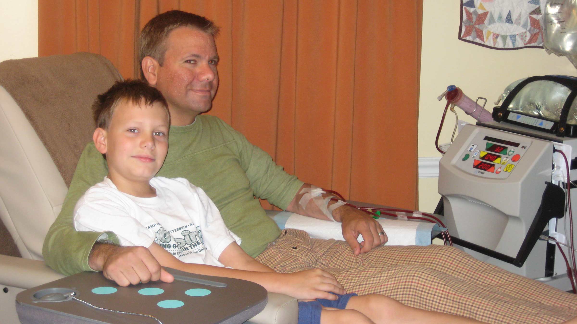 Dr. Tipple with son, Nate, having home hemodialysis