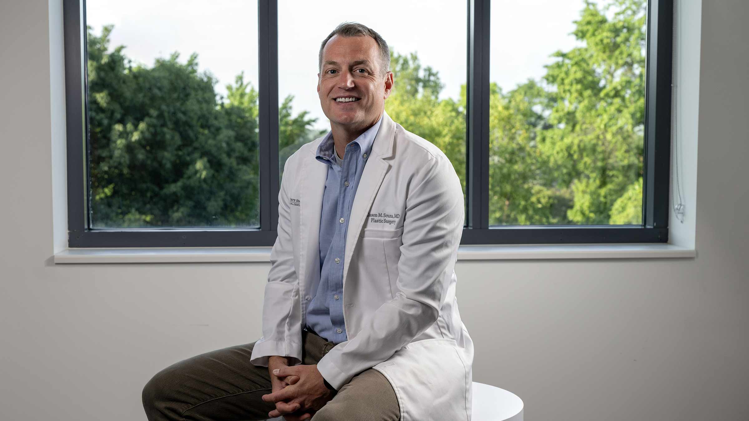 Dr. Souza