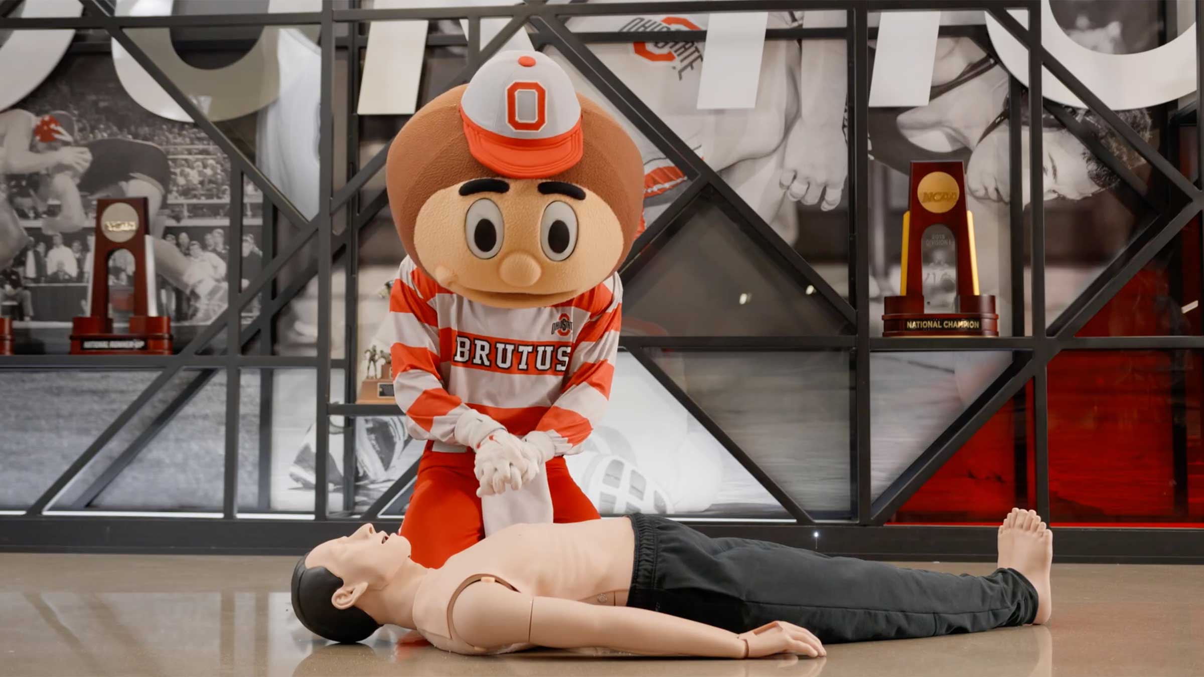 Brutus Buckeye showing how to do CPR